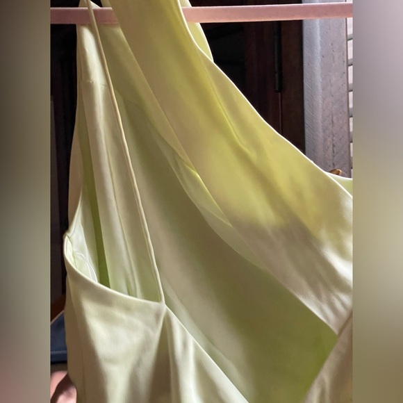 NWT Significant Other Alessia One Shoulder Midi Dress in Citron - Picture 8 of 11